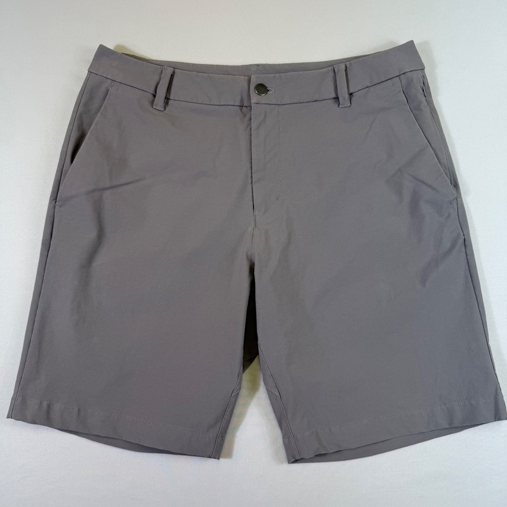 Lululemon Commission Shorts 9" Mens 34 Grey Classic Fit Versa Twill Chino Golf